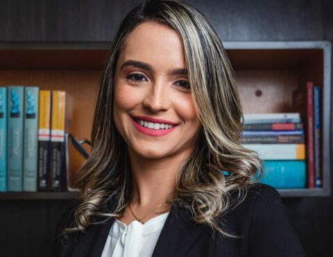 Rafaelly Holanda Freire | JGM Advogados Associados| Escritório de Advocacia | Alagoas